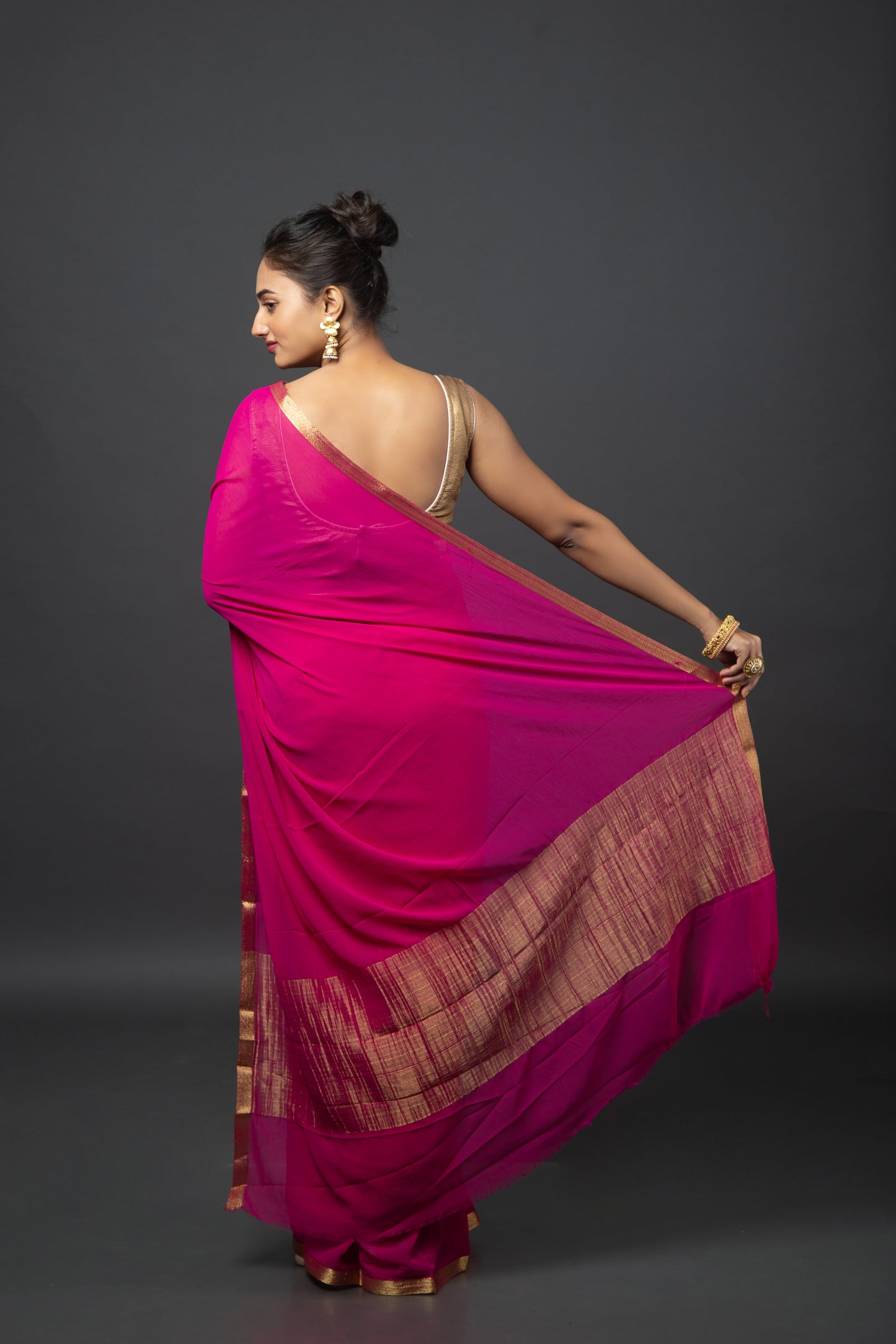 Heartfelt Magenta Chiffon Saree