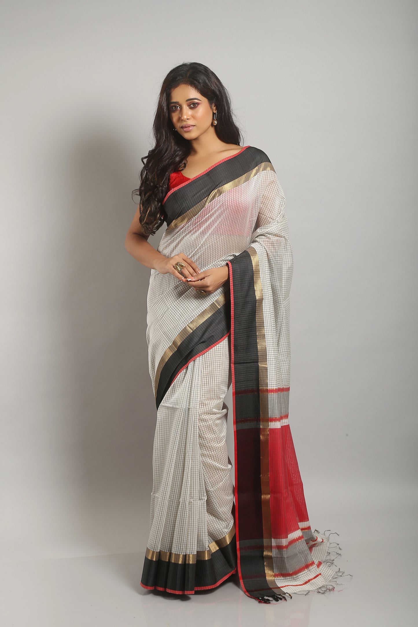Pasty Chequered Tissue Saree