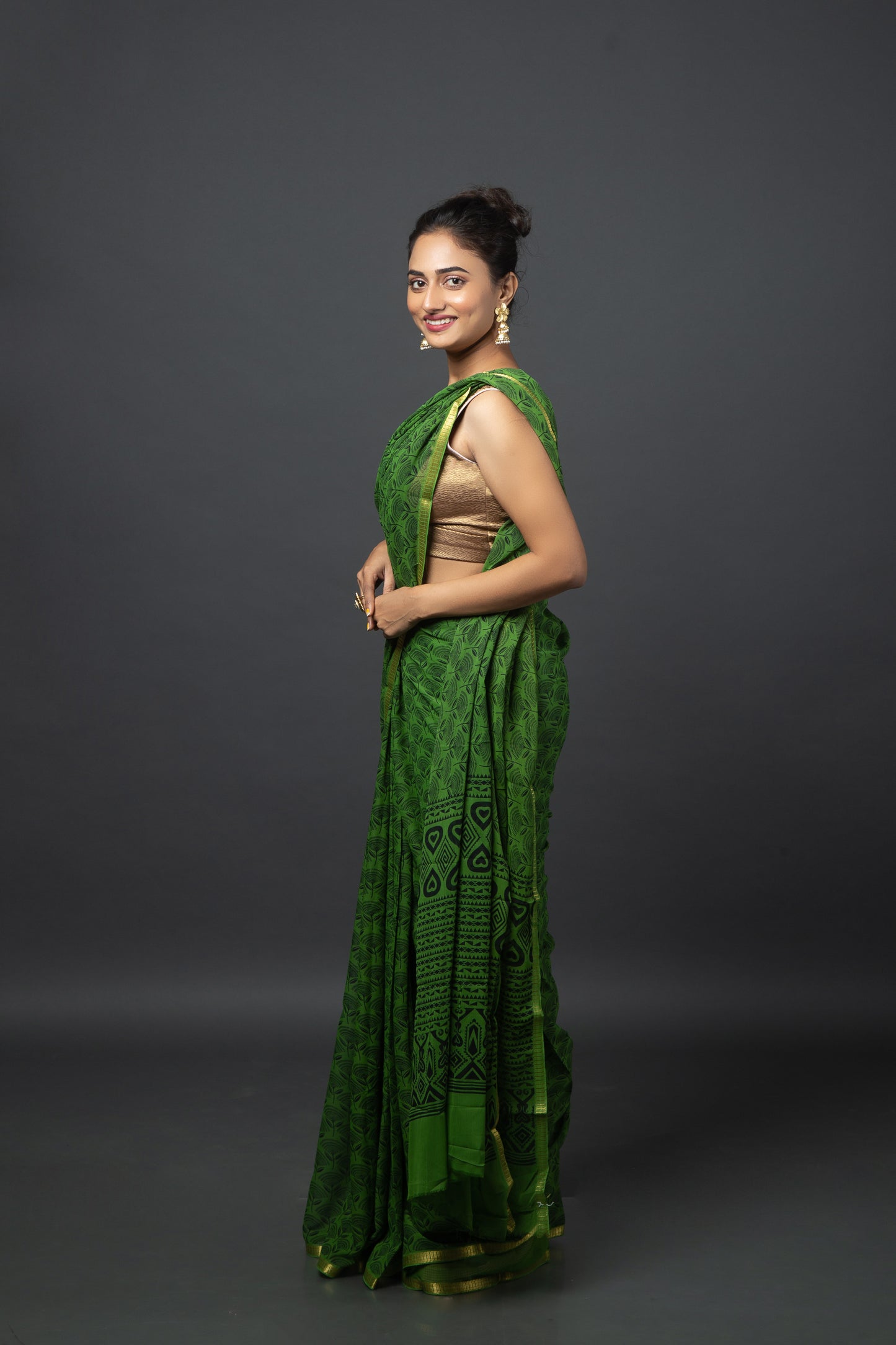Solid Green Chiffon Saree