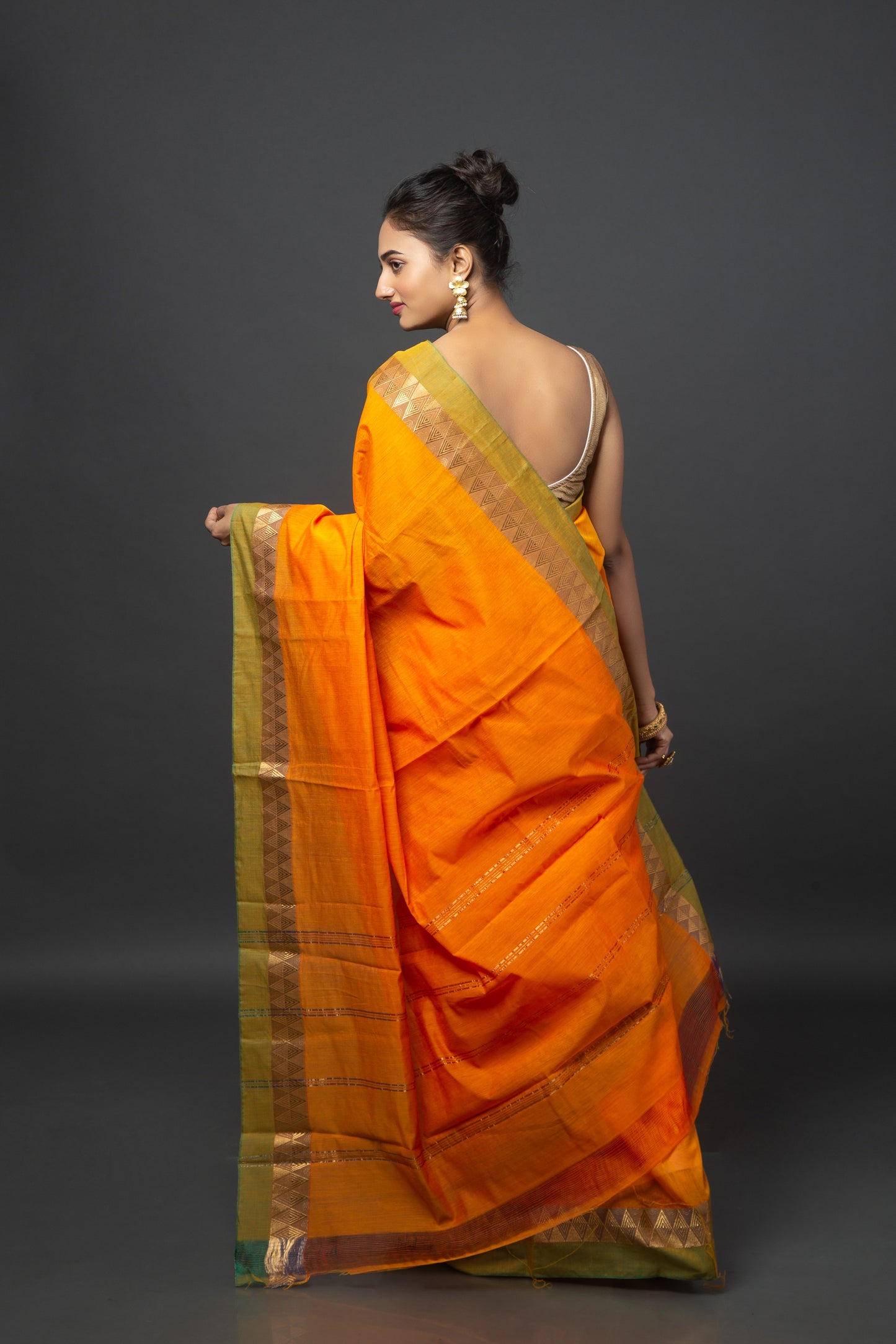 Tangerine Twist Sungudi Cotton Saree