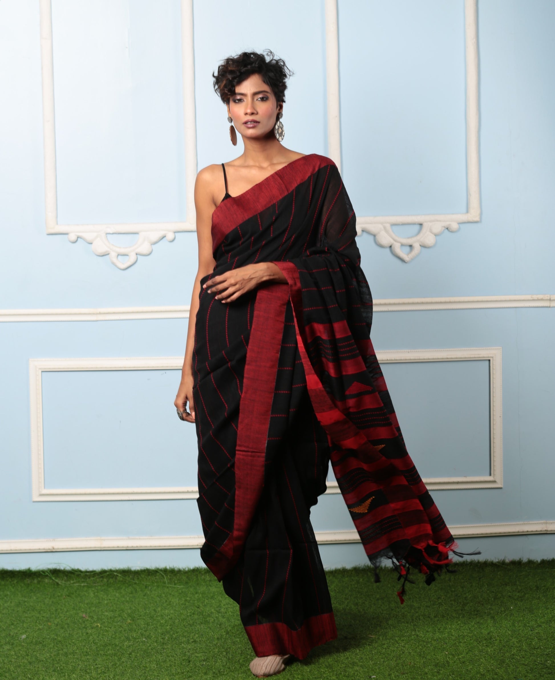 Black Bengal Khadi saree with broad maroon border, thin prints, perfect for official events | Urbane Essence