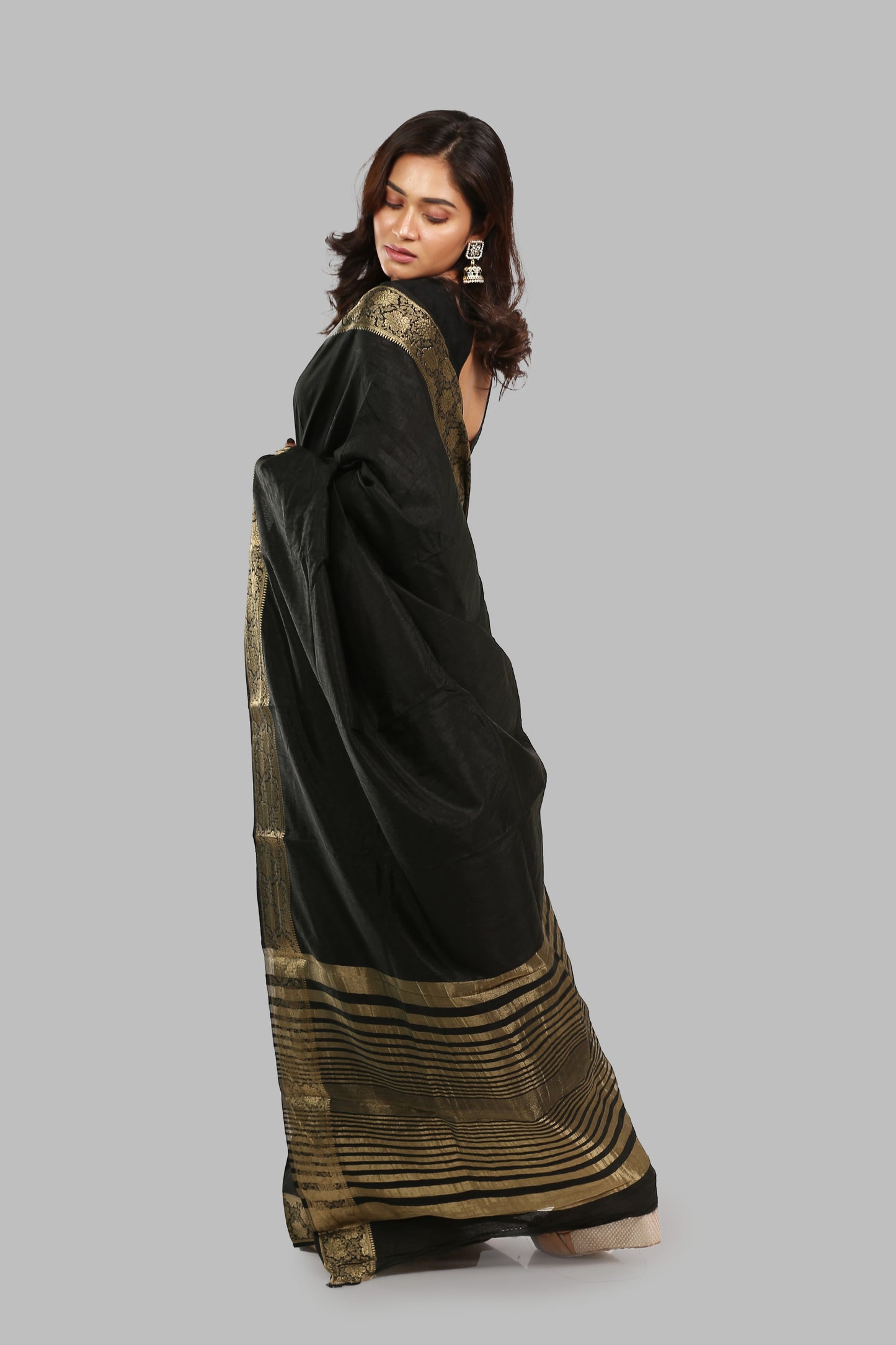 Affectionate Ebony Raw Silk Saree