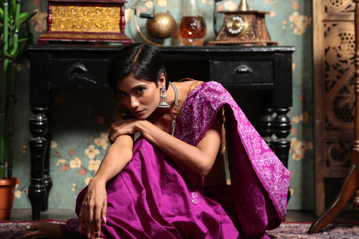 Magenta Tussar silk saree with white Madhubani painting, ideal for cultural events | Urbane Essence