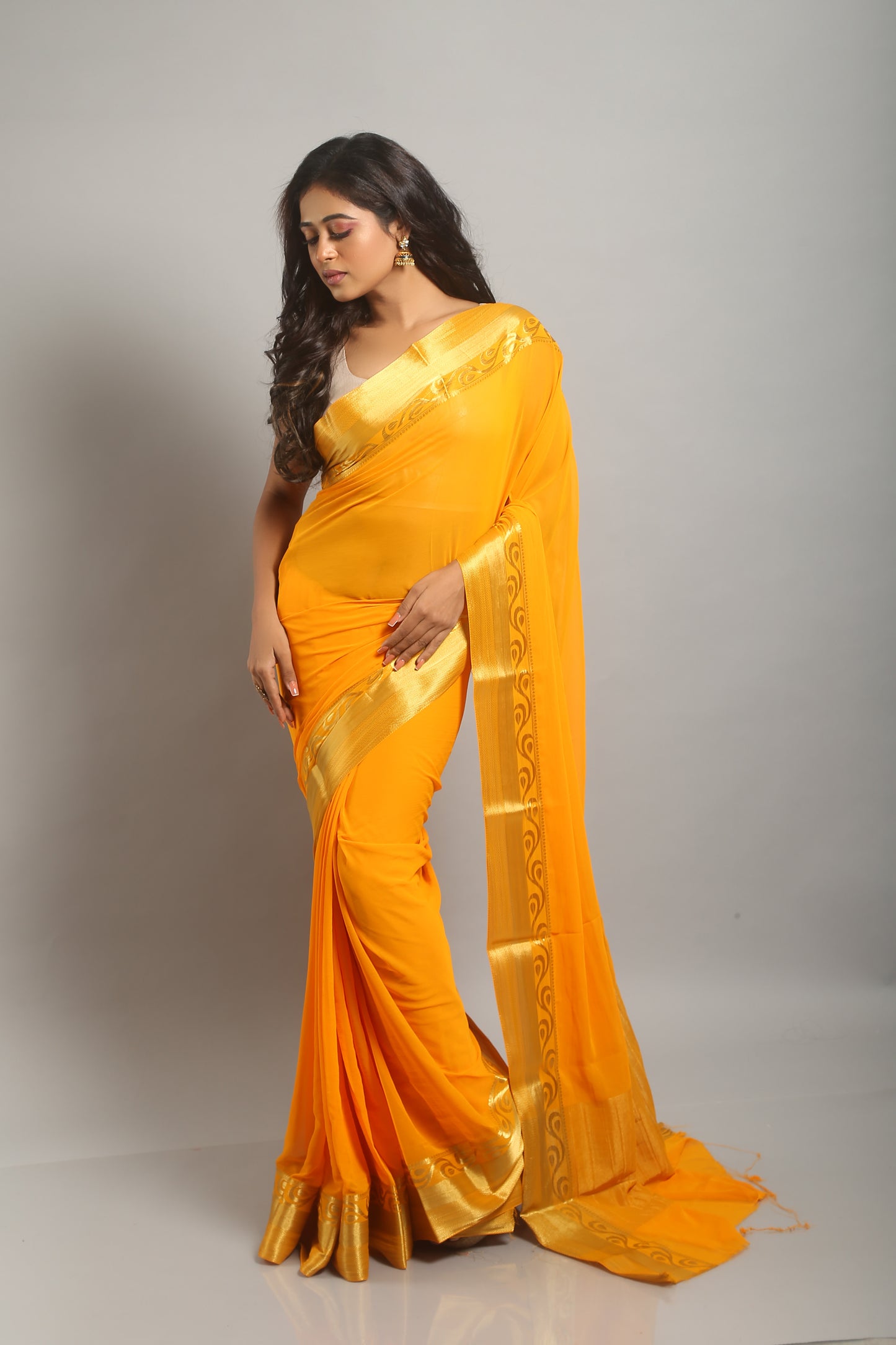 Devoted Amber Saree