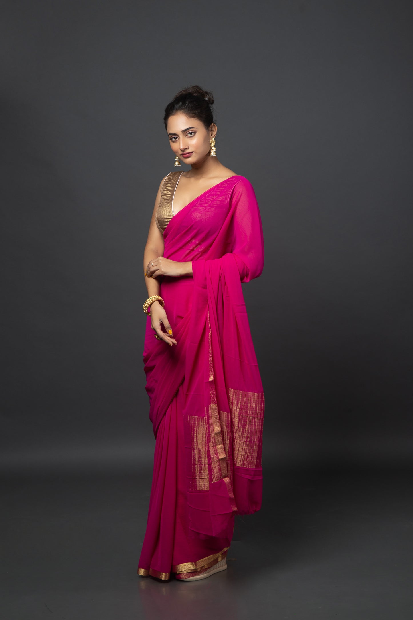 Heartfelt Magenta Chiffon Saree