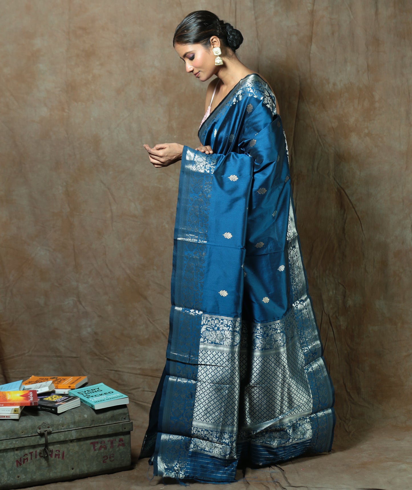 Lag Ja Gale - Silk Saree