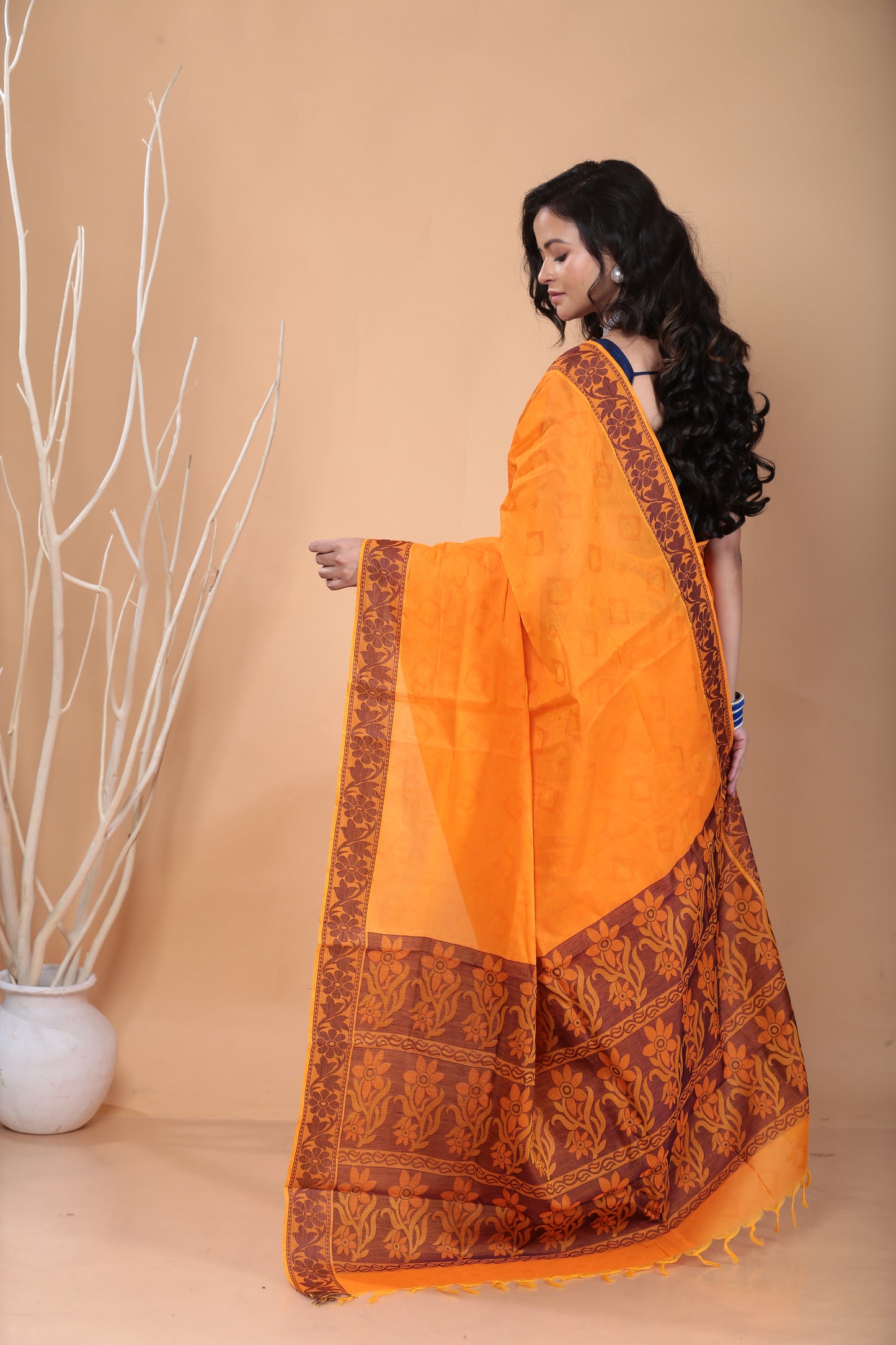 Lively Virid Cotton Saree