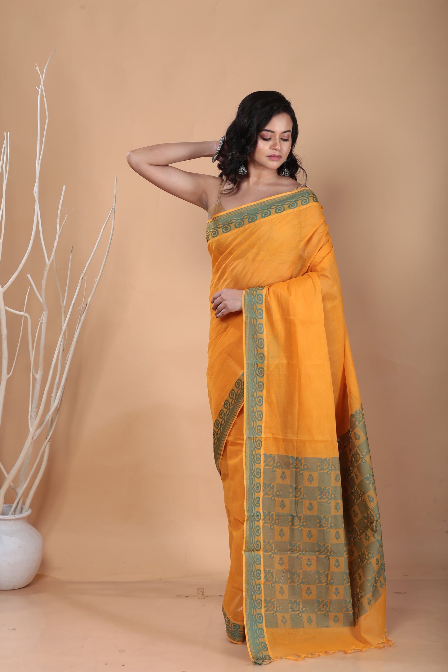 Lively Virid Cotton Saree