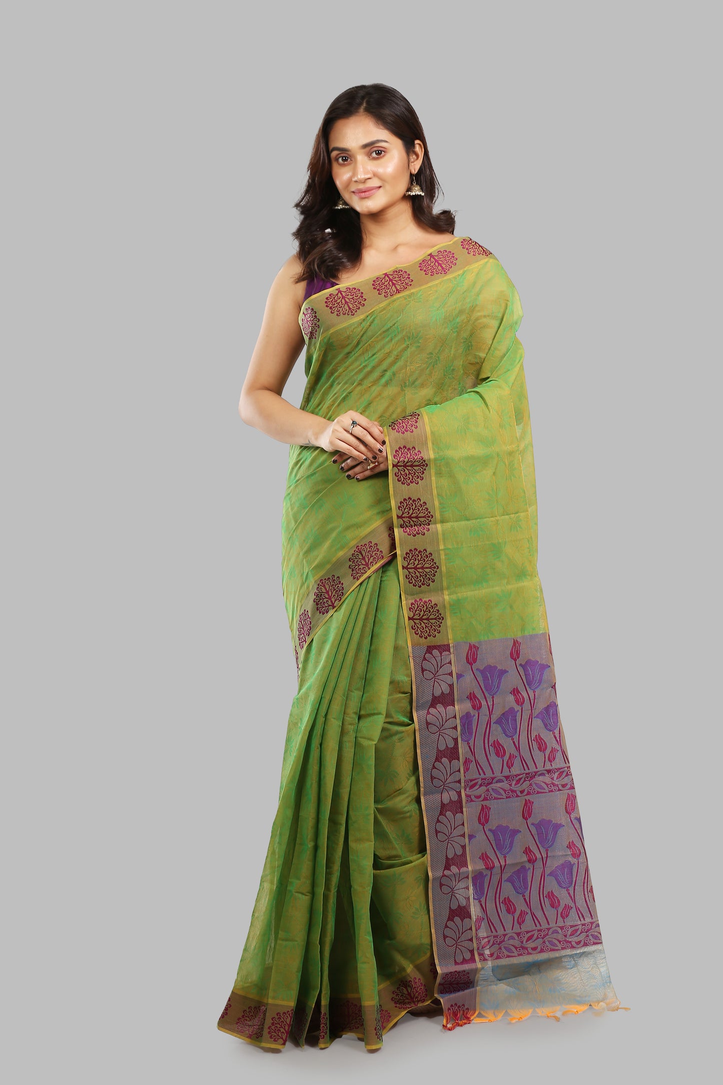 Lively Virid Cotton Saree