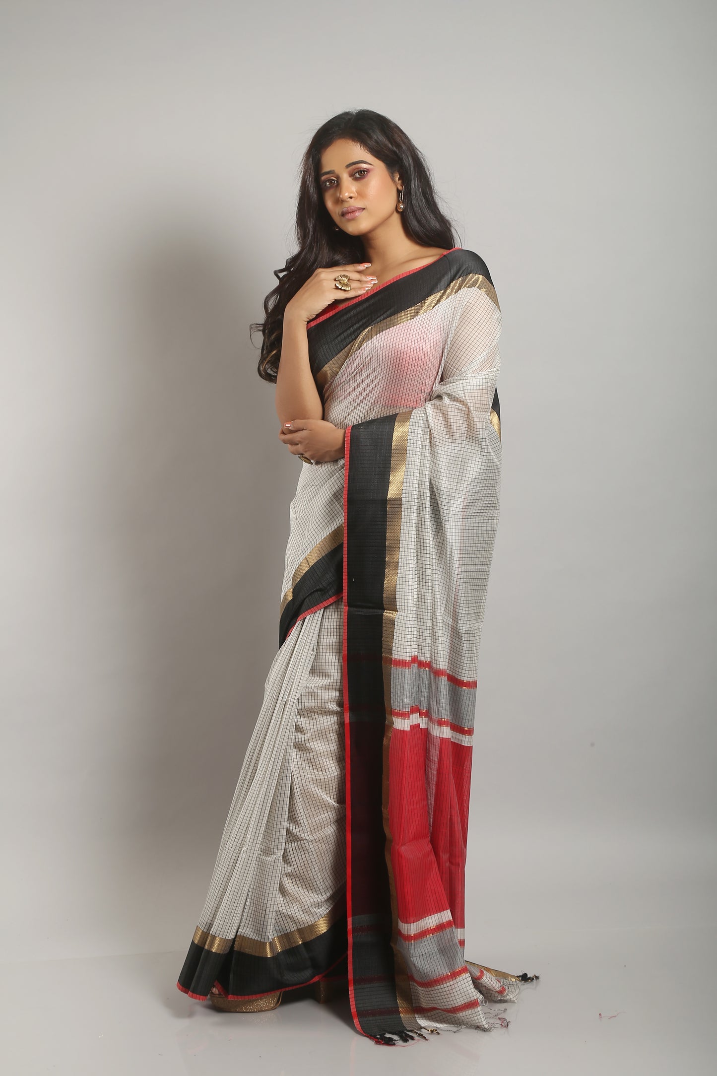 Pasty Chequered Tissue Saree