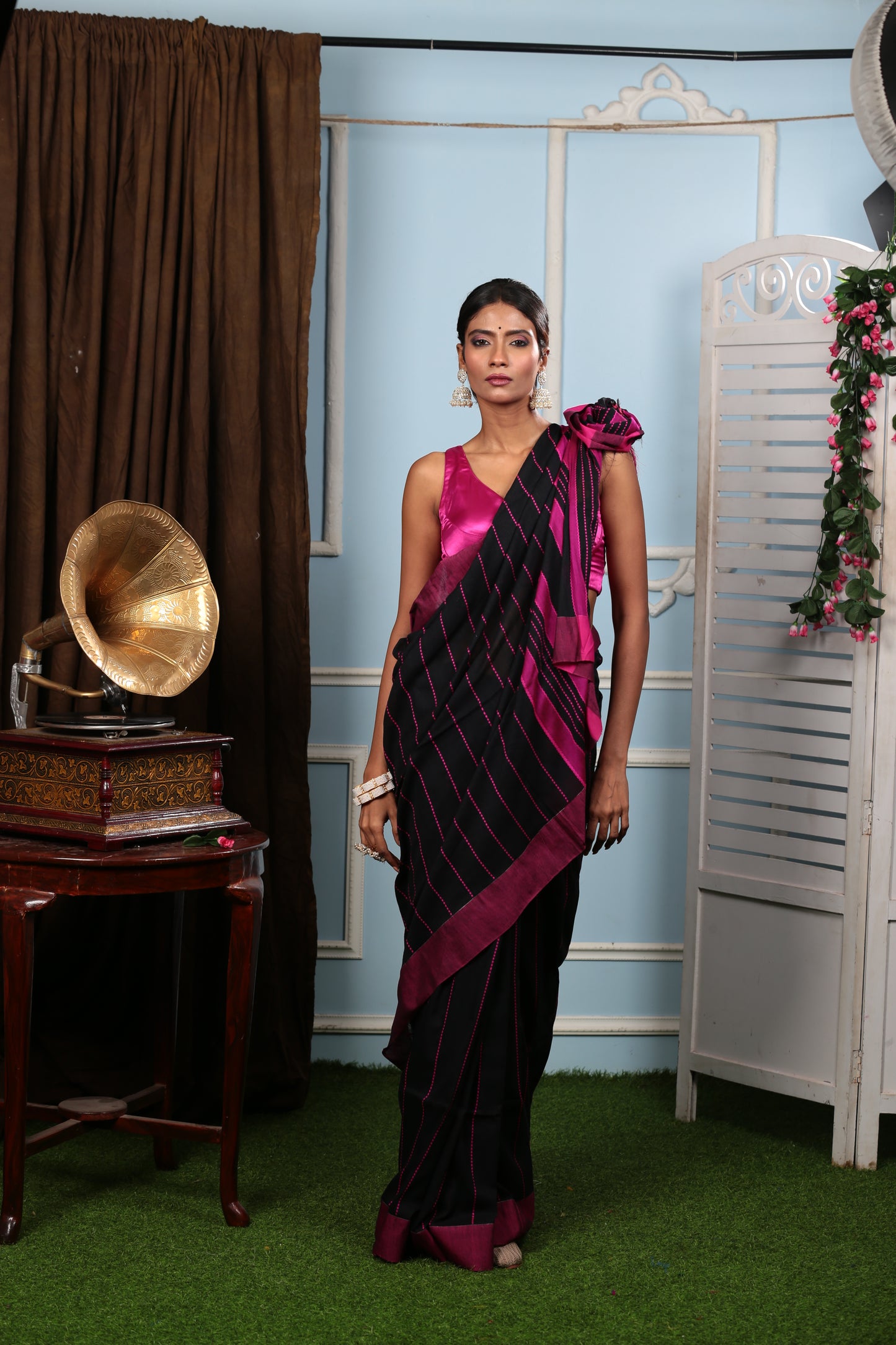 Elegant black Bengal Khadi saree with broad pink border and thin lines, perfect for parties. | Urbane Essence