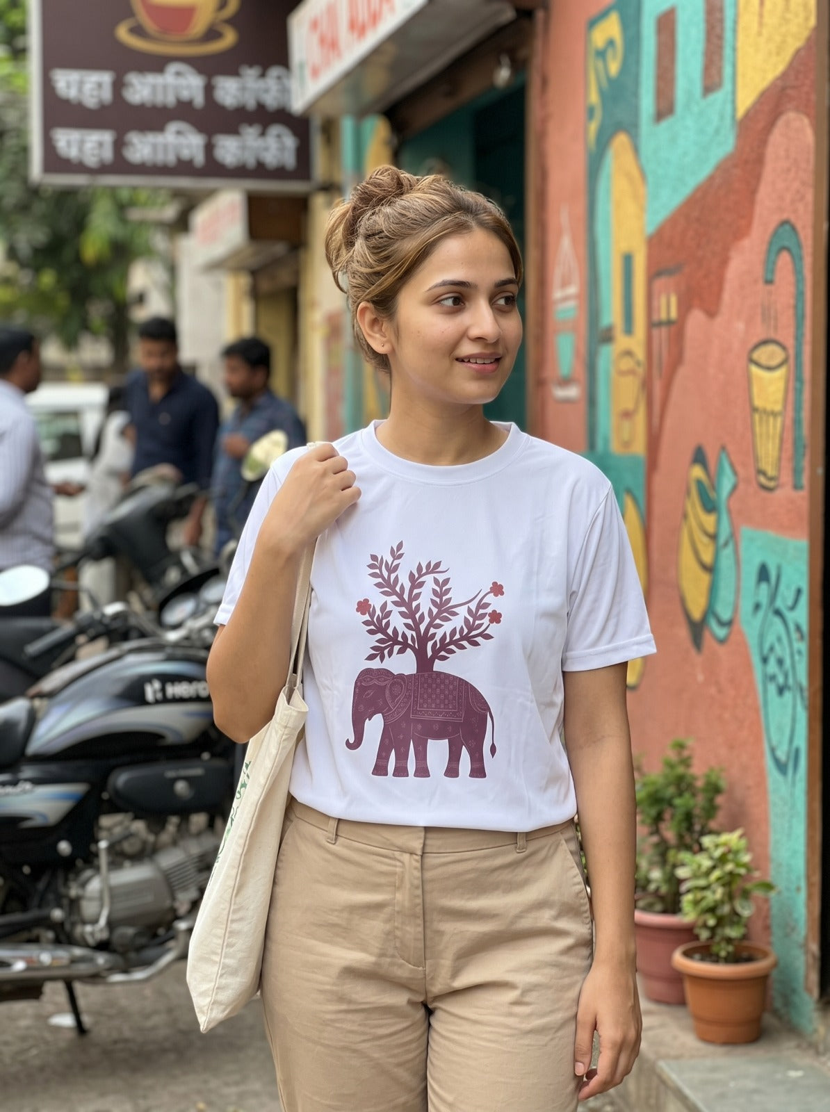 The Urbane Edit - T Shirt (white)