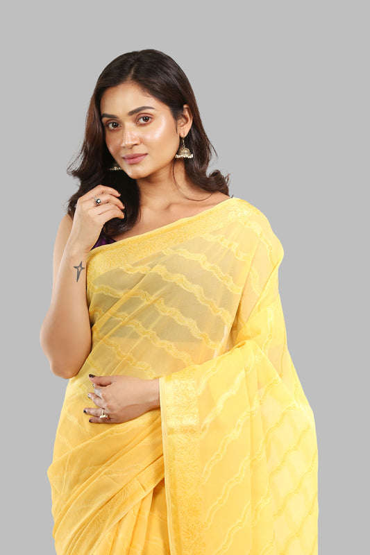 Tracery Bleached Georgette Blend Saree